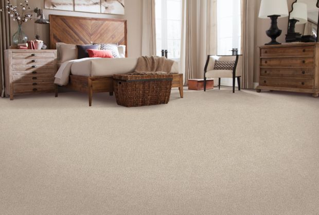 Luxurious Attraction in Linen Lace
