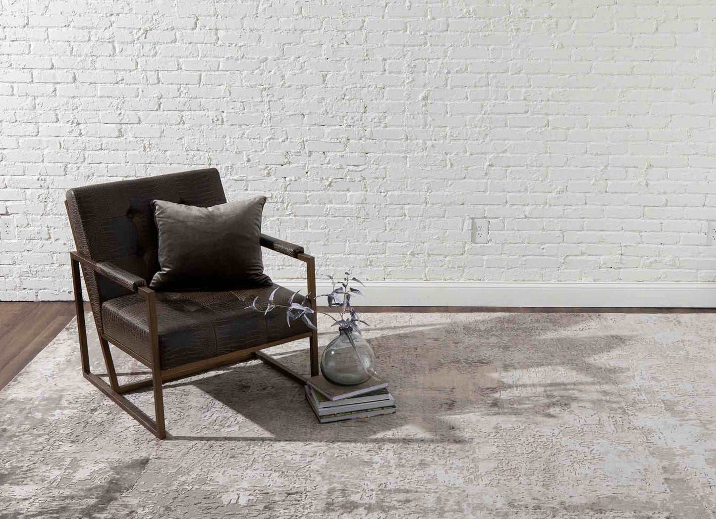 Savoir Faire Grey