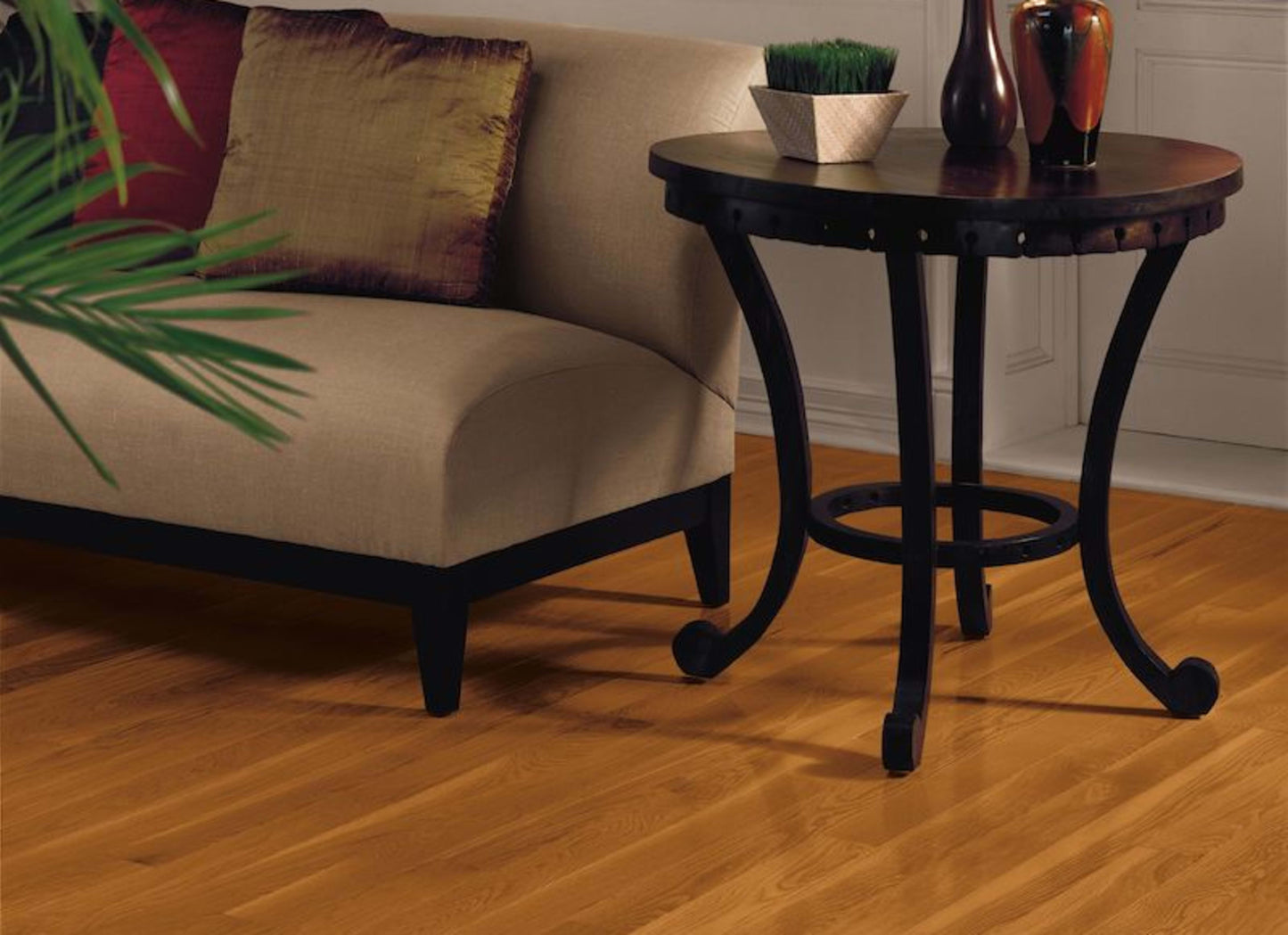 Dundee White Oak Solid in Butterrum 3-1/4"