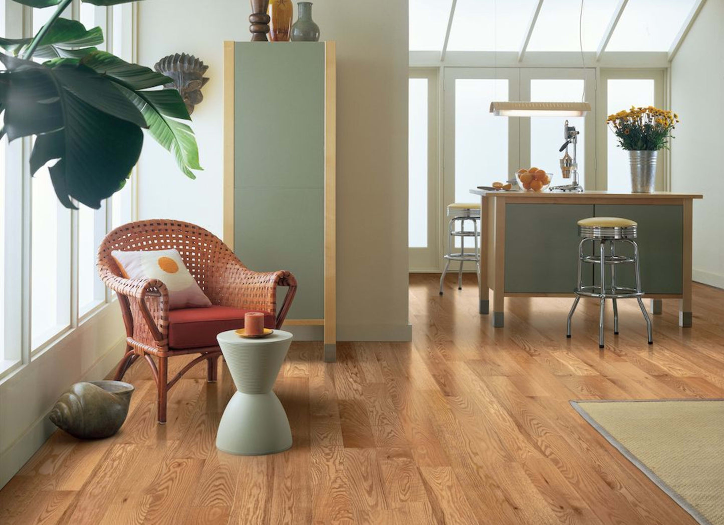 Dundee Red Oak Solid in Natural 5"