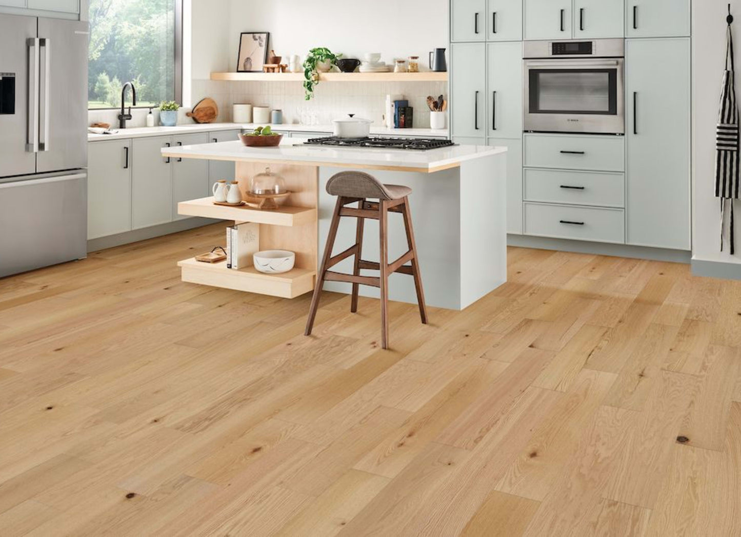 Woodland Traditionalist Red Oak Engineered in Sunset Serenity 6.5"