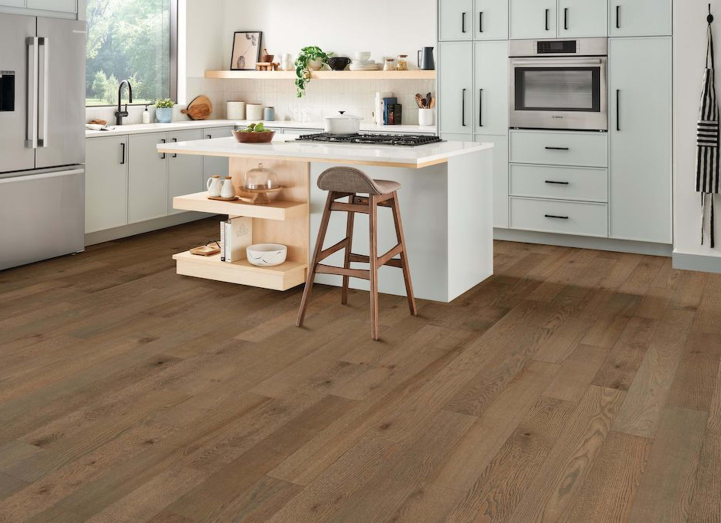 Woodland Traditionalist Red Oak Engineered in Untamed Beauty 6.5"