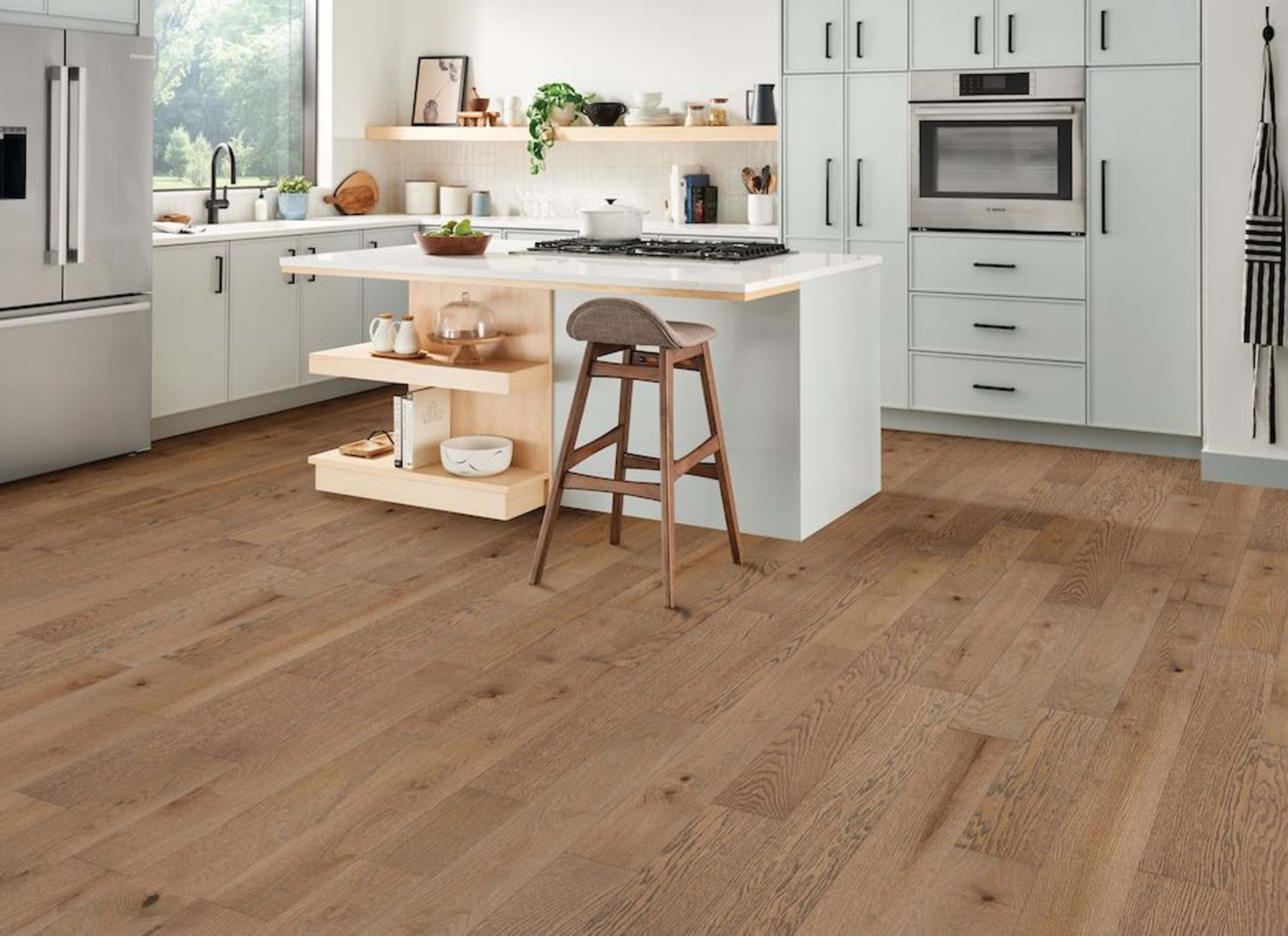 Woodland Traditionalist Red Oak Engineered in Farm & Vineyard 6.5"