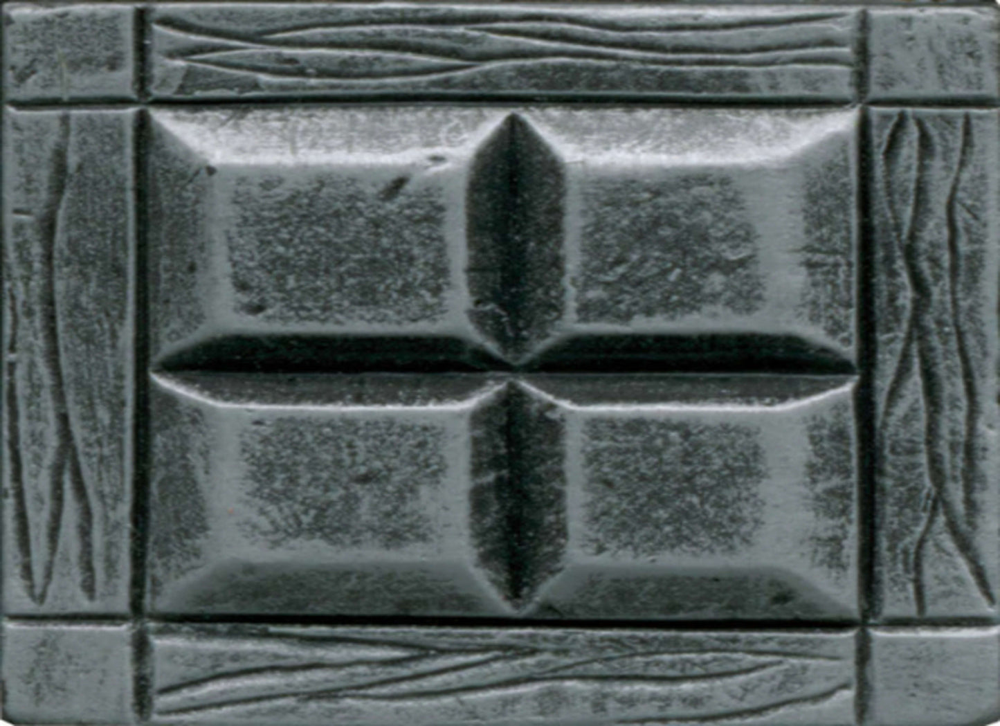 Armor in Forged Steel - Deco 0.5 X 12 - Style 4