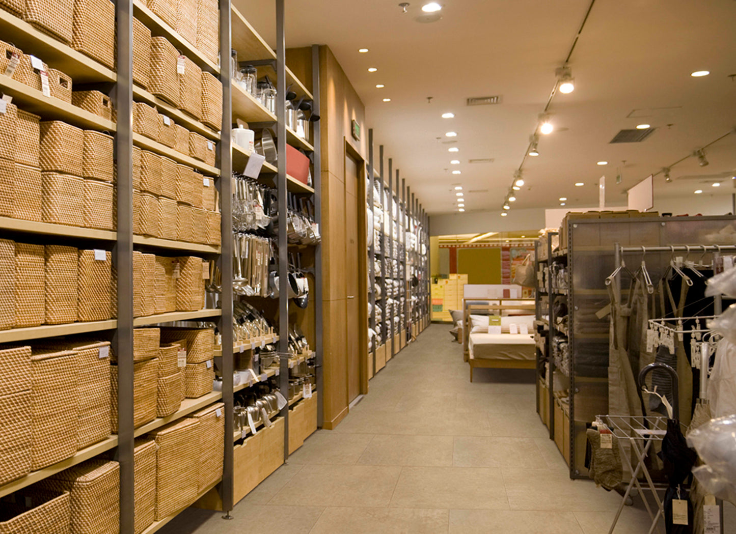 Metroflor LVT - Déjà New - Smooth Concrete in Clay