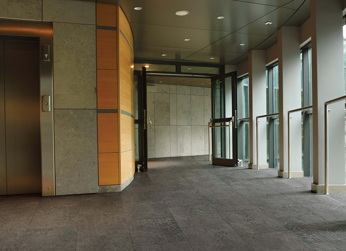 Metroflor LVT - Déjà New - Smooth Concrete in Anthracite