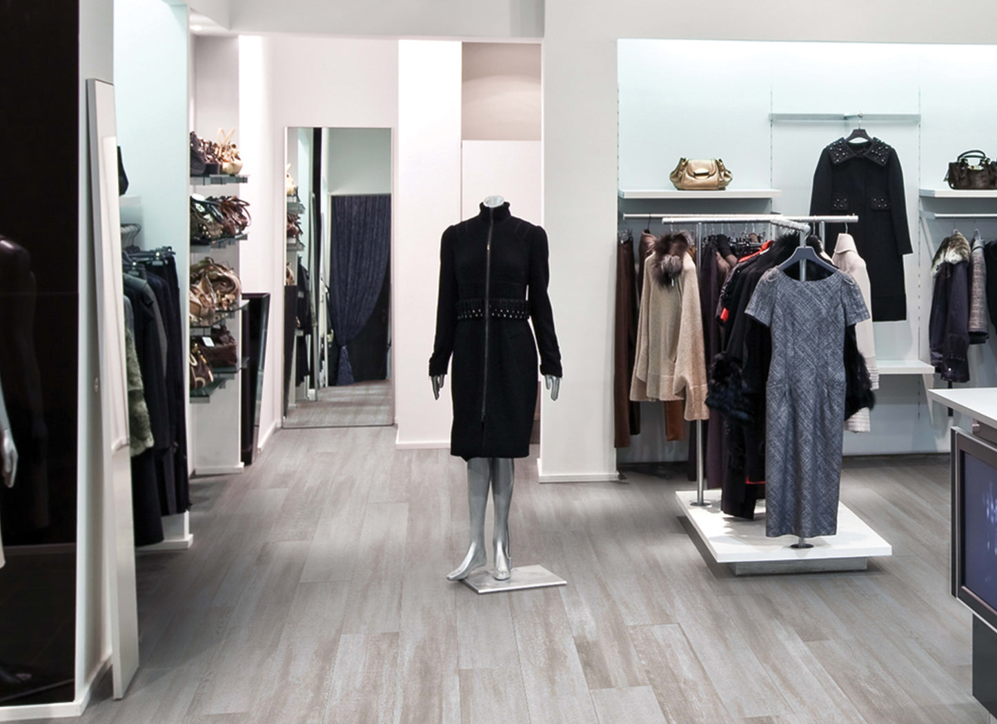Metroflor LVT - Déjà New - Oak Framing in Chalk