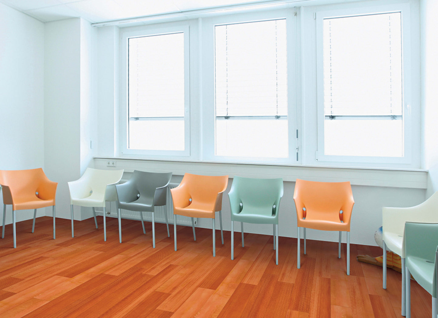 Metroflor LVT - Déjà New - Alleyway in Poppy
