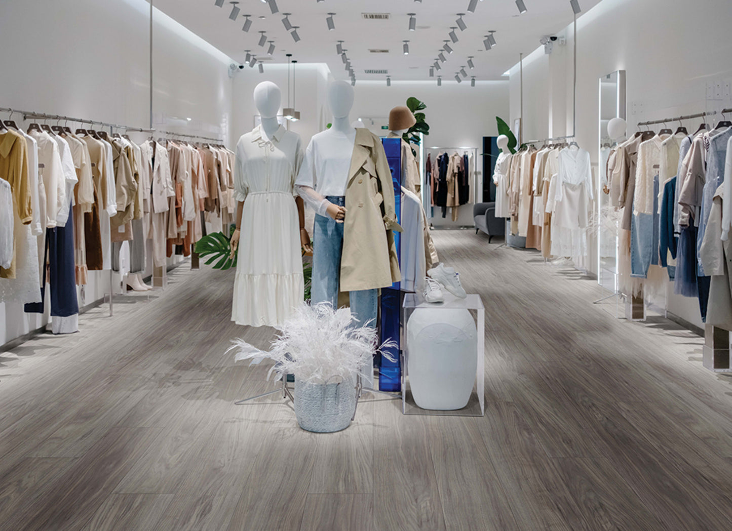 Metroflor LVT - Déjà New - English Walnut in Charcoal