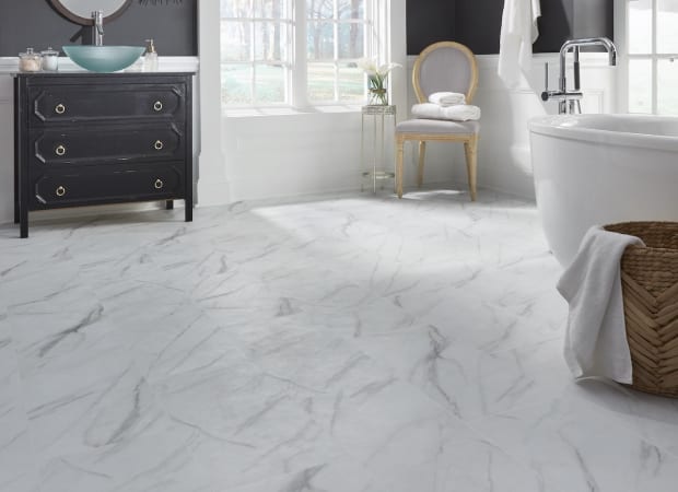 ADURA®Max - Legacy in White With Gray