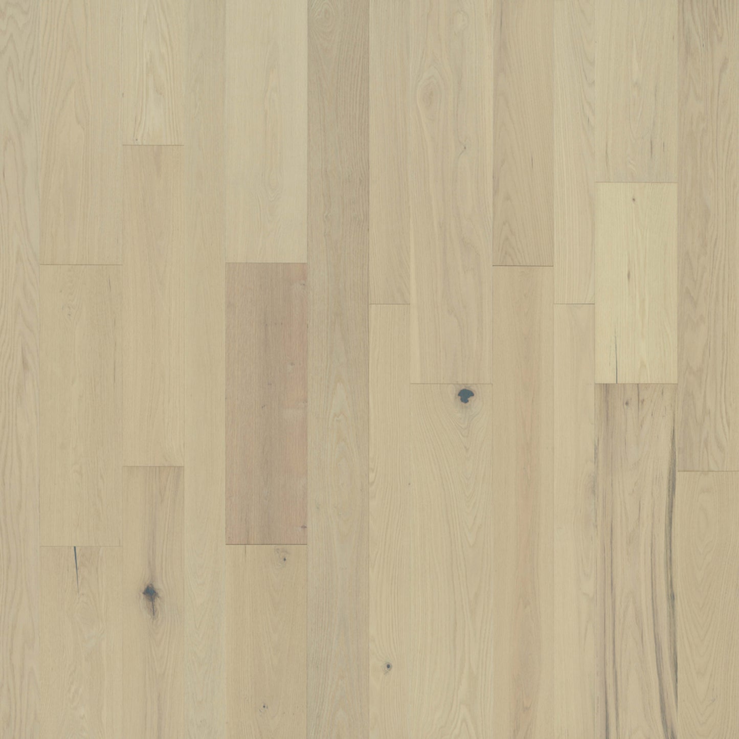 Monterey Hardwood in Appaloosa Hardwood