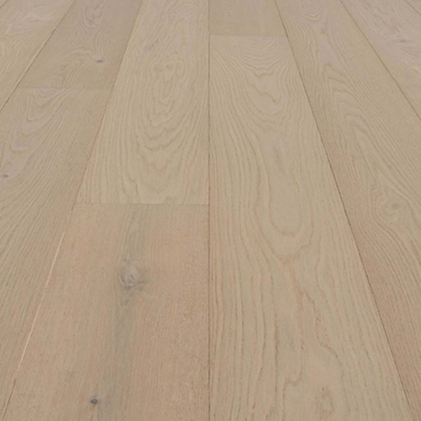 Volterra in Mara Hardwood