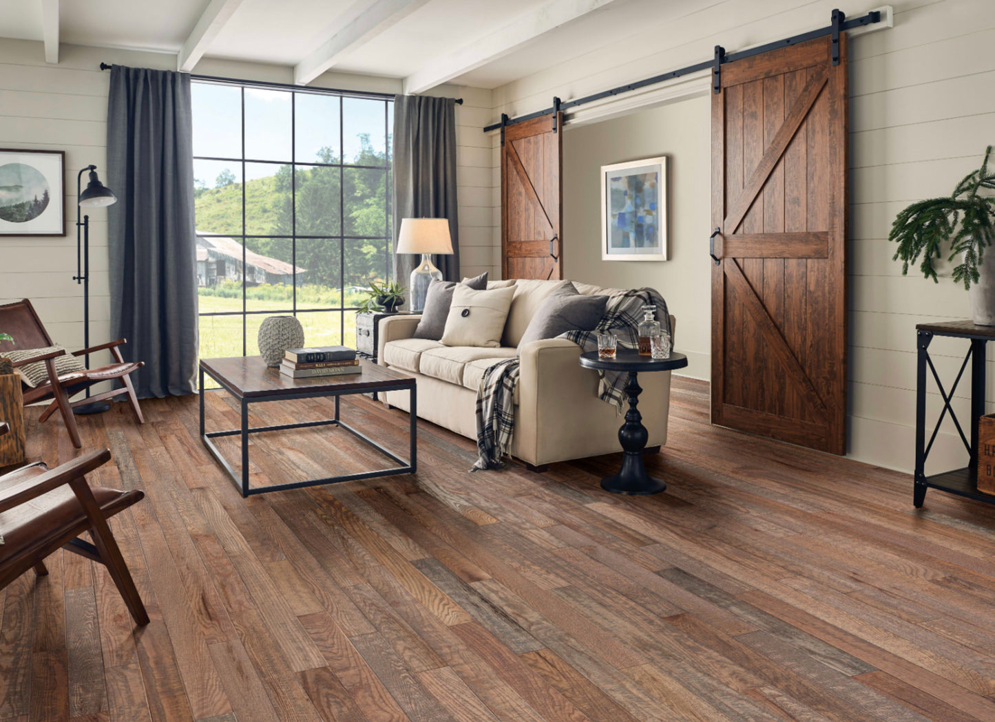 Barnwood Living Red Oak Solid in Monroe 3-1/4"