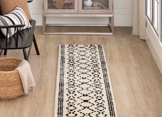 Traverse Paragon in Paragon 2'X8'