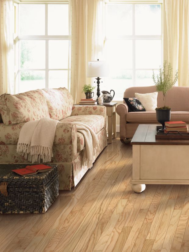 Wellsford 3" in Red Oak Natural