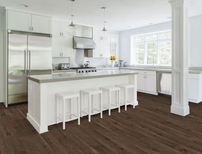 Coltrane Cove in Amherst Oak