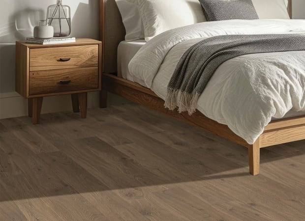 Gardenia Lake in Acorn Oak
