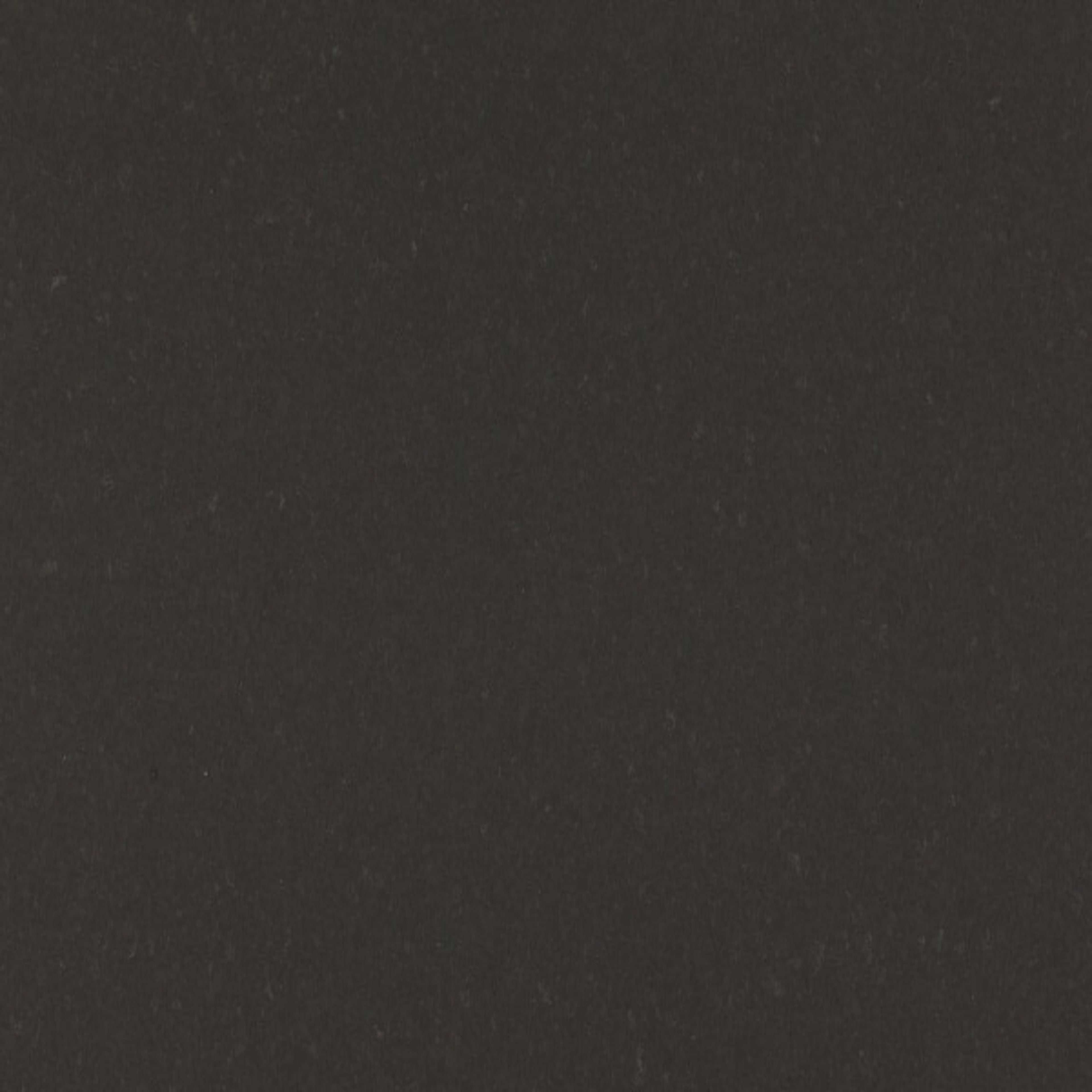 Quartz Countertop in Raven Solid Surface
