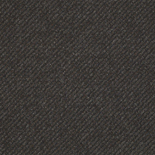 Traverse in Woodland Peat Carpet