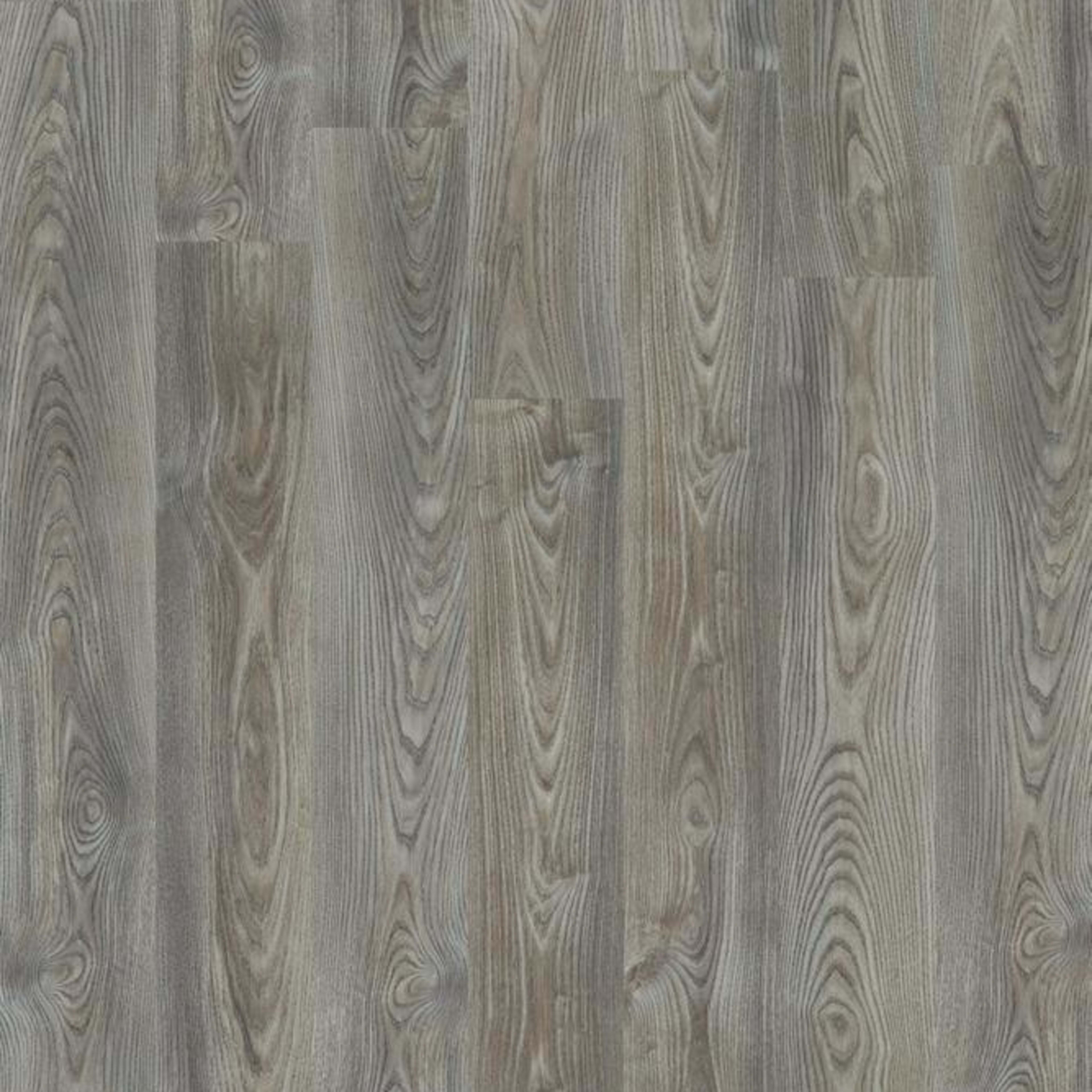 SETUP in Grey Chestnut Luxury Vinyl