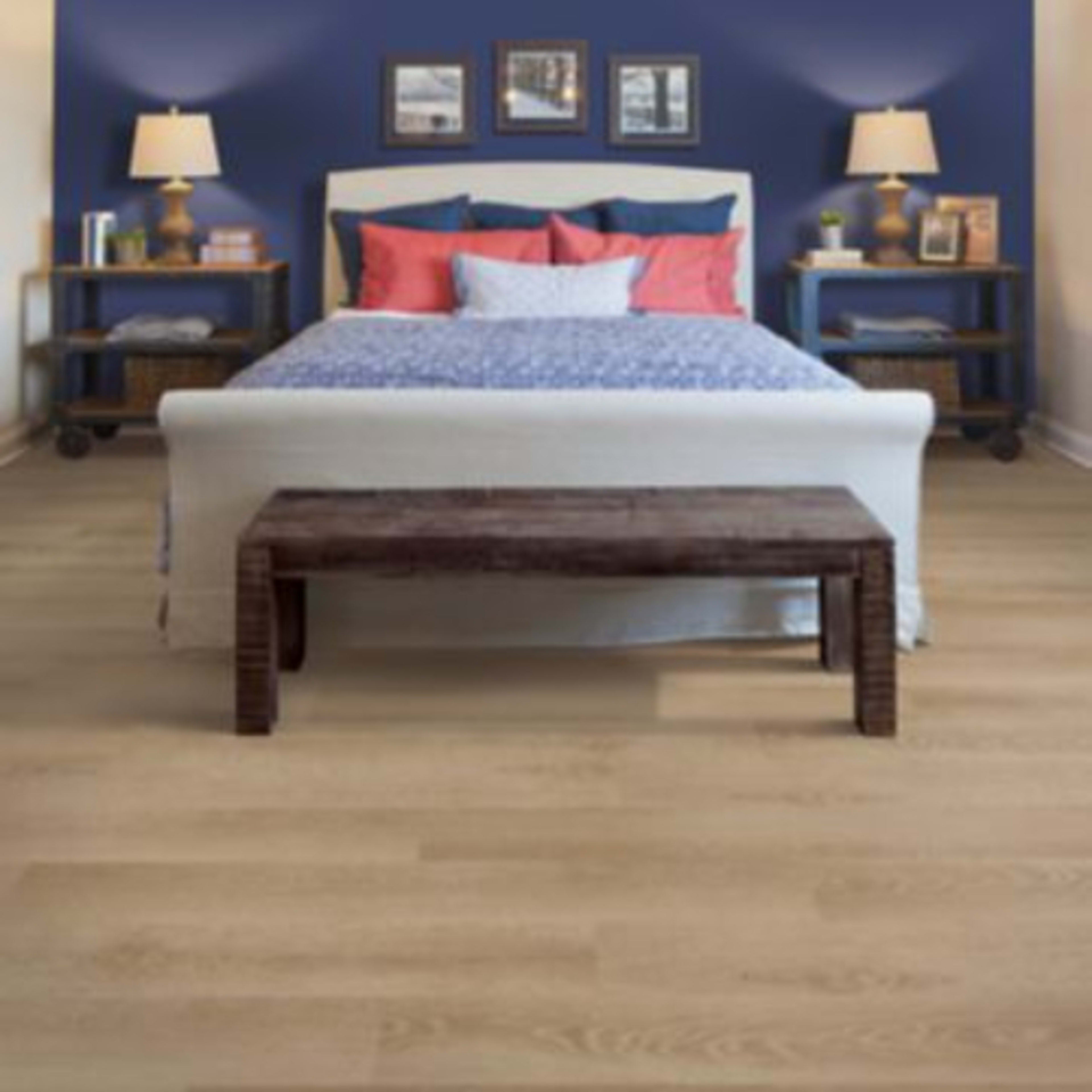 Familiar Front. II P in Hazelnut Luxury Vinyl