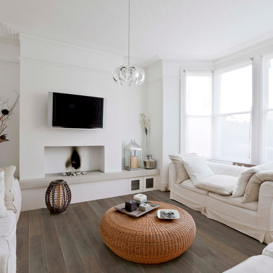 Grand Chateau in Miranda Hardwood