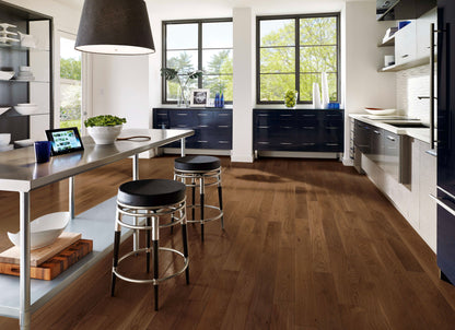 Prime Harvest Red Oak Solid in Forest Brown 5" - Low Gloss