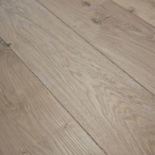 Alta Vista Hardwood in Laguna Oak