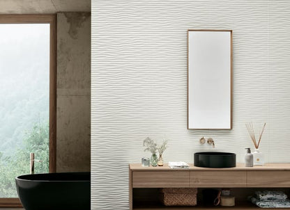 Amplify in Reef White