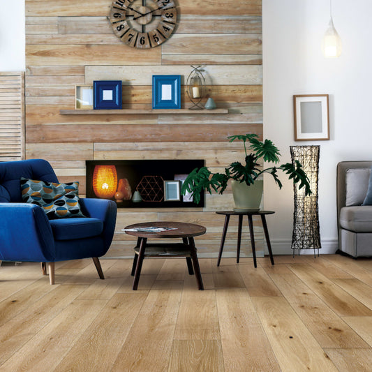 Brio Oak in Lucent Charm Hardwood