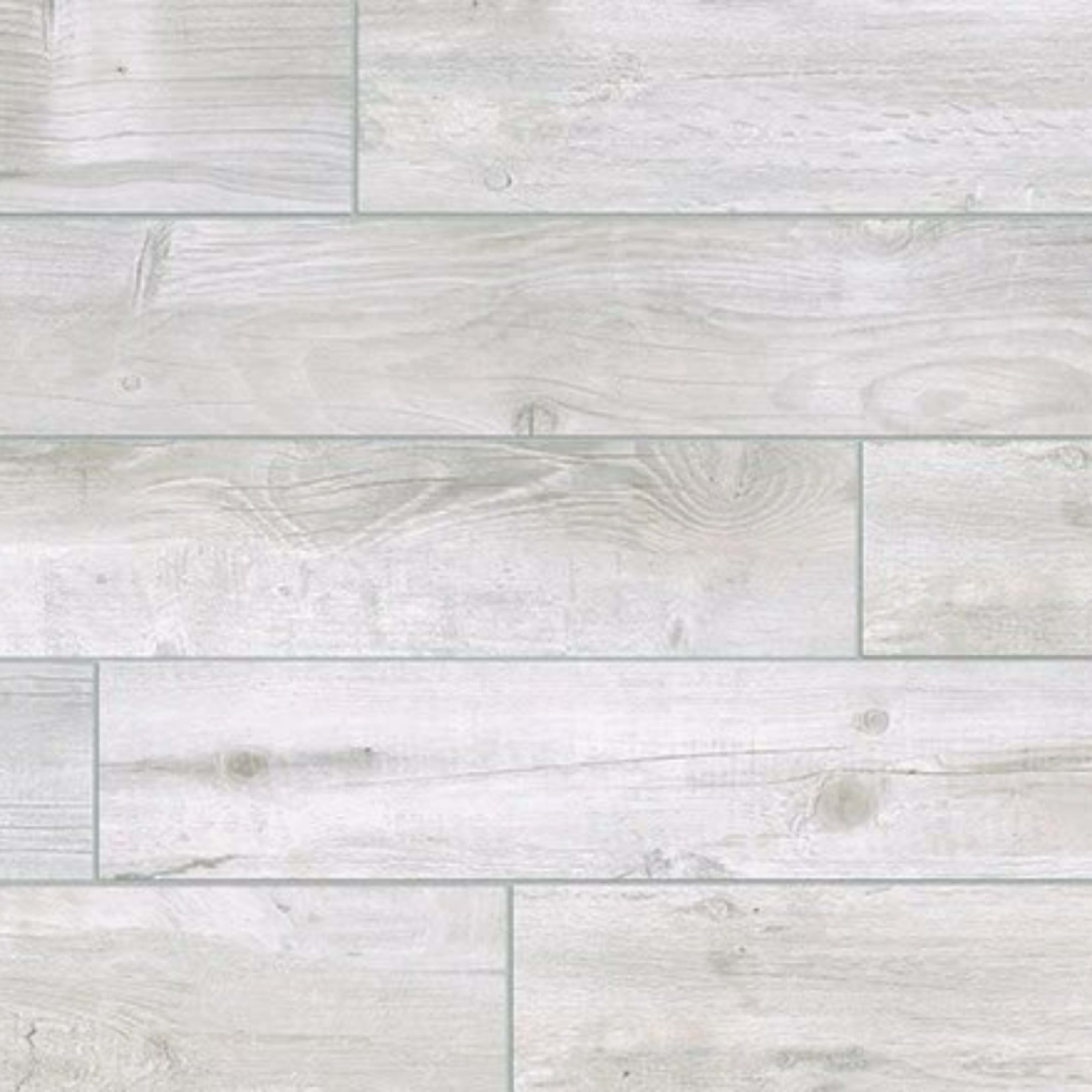 Bryson Valley in Coastal Beachwood Tile