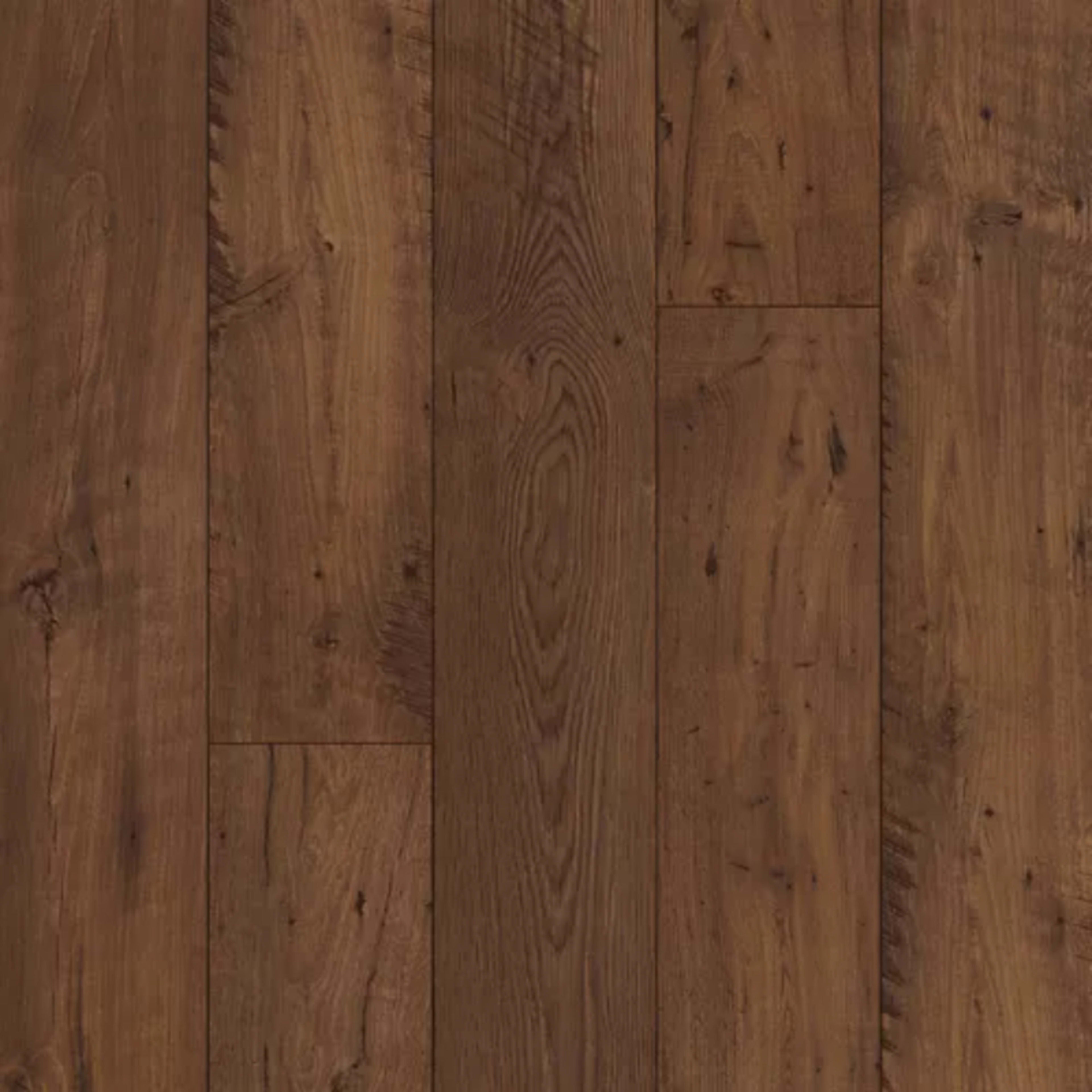 Rustic Legacy in Cedar Chestnut Laminate