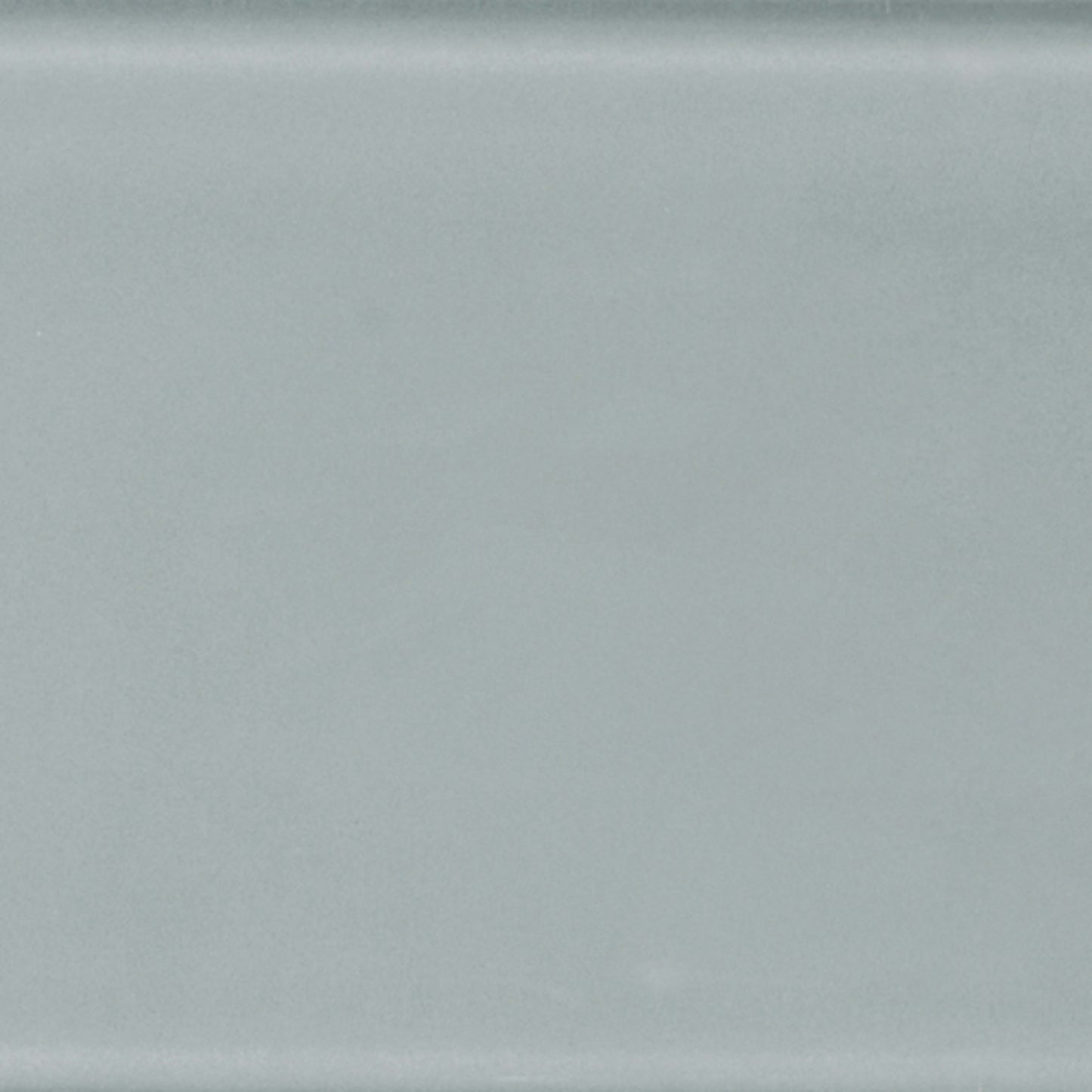 Debut in Cliff Glass Tile