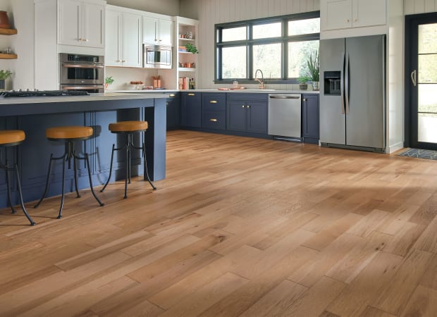 Hydropel Hickory Engineered in Natural 5" | Bruce