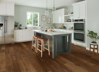 Dogwood Pro White Oak Engineered in Fall Colored 7.5"