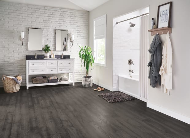 Hydropel Oak Engineered in Medium Gray 5" | Bruce