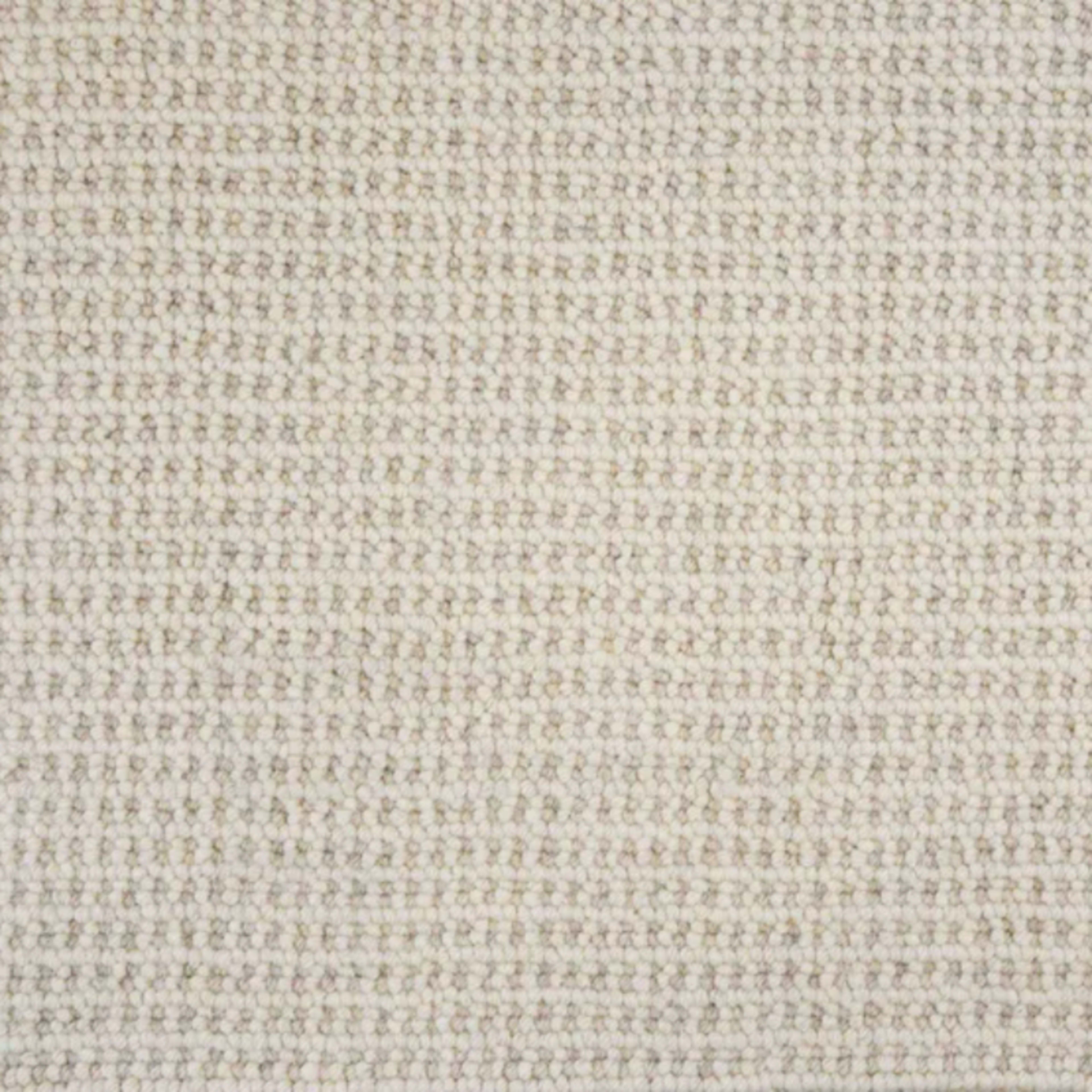 Emon in Natural Carpet