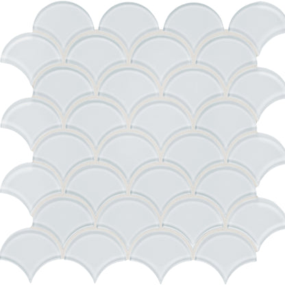 Element in Ice Scallop Mosaic Glass Tile