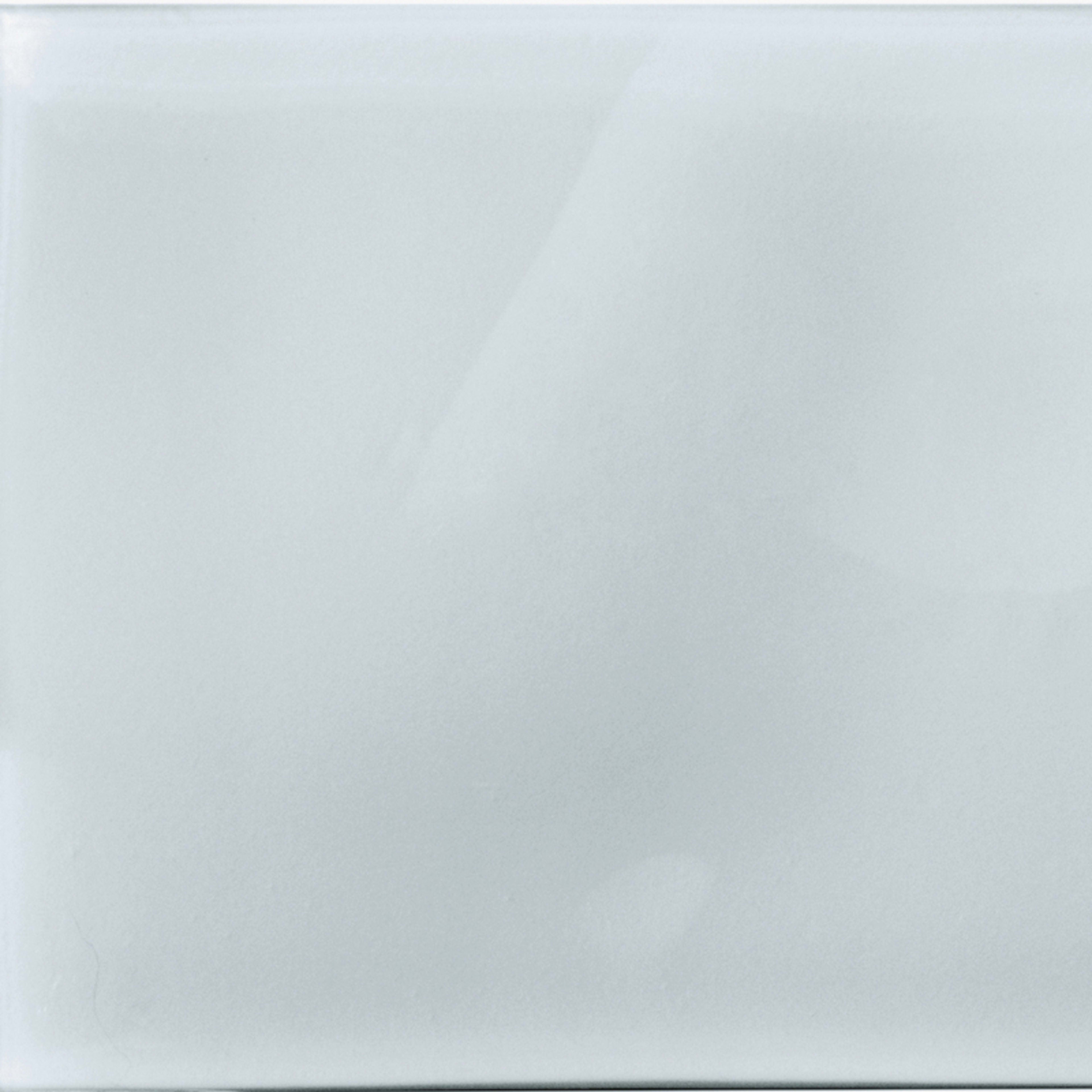 Element in Skylight Artisan 3x12 Glass Tile