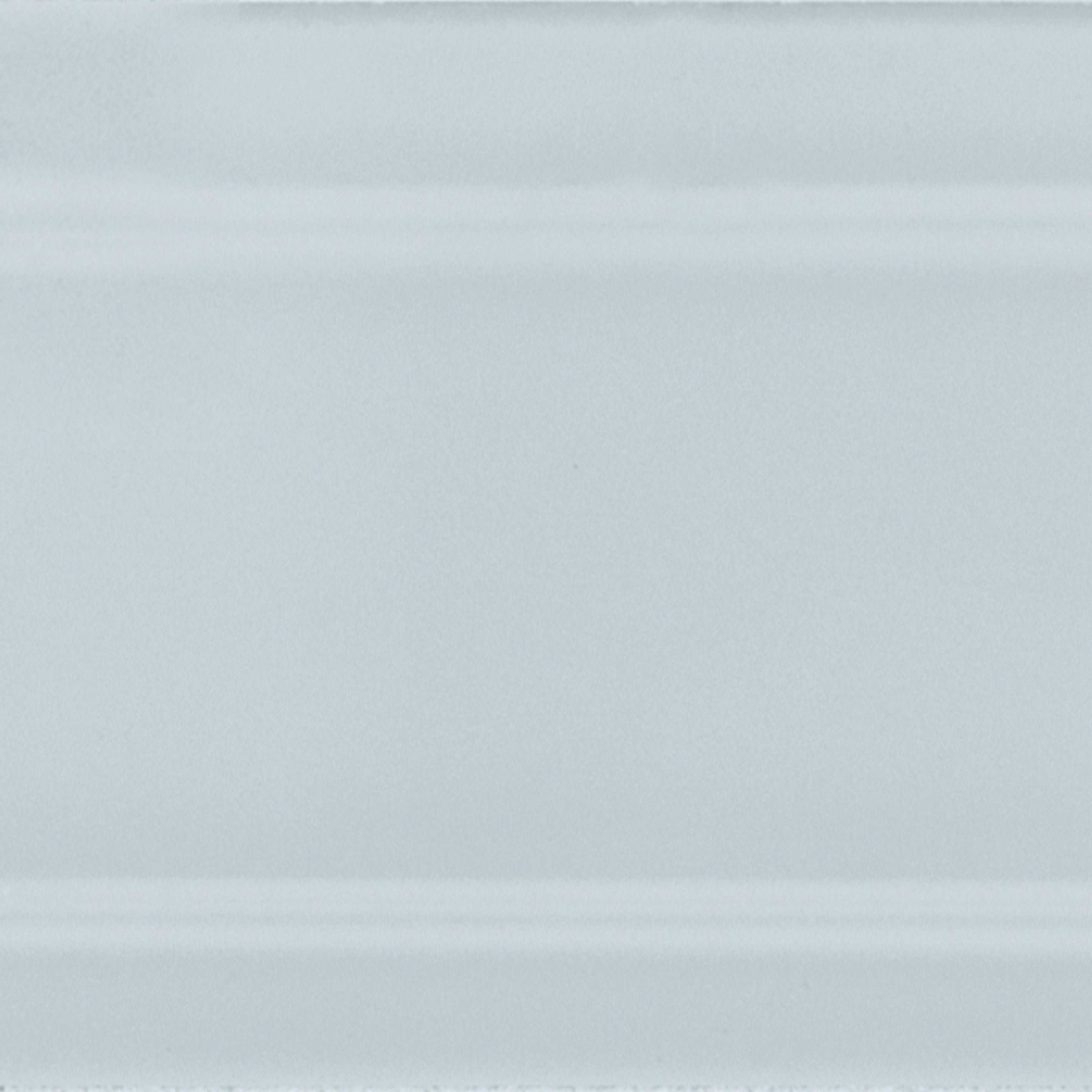 Element in Skylight Beveled 3x9 Glass Tile