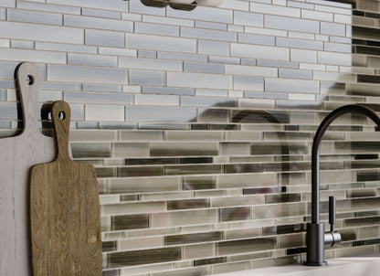 Fusion in Clay Random Strip Mosaic