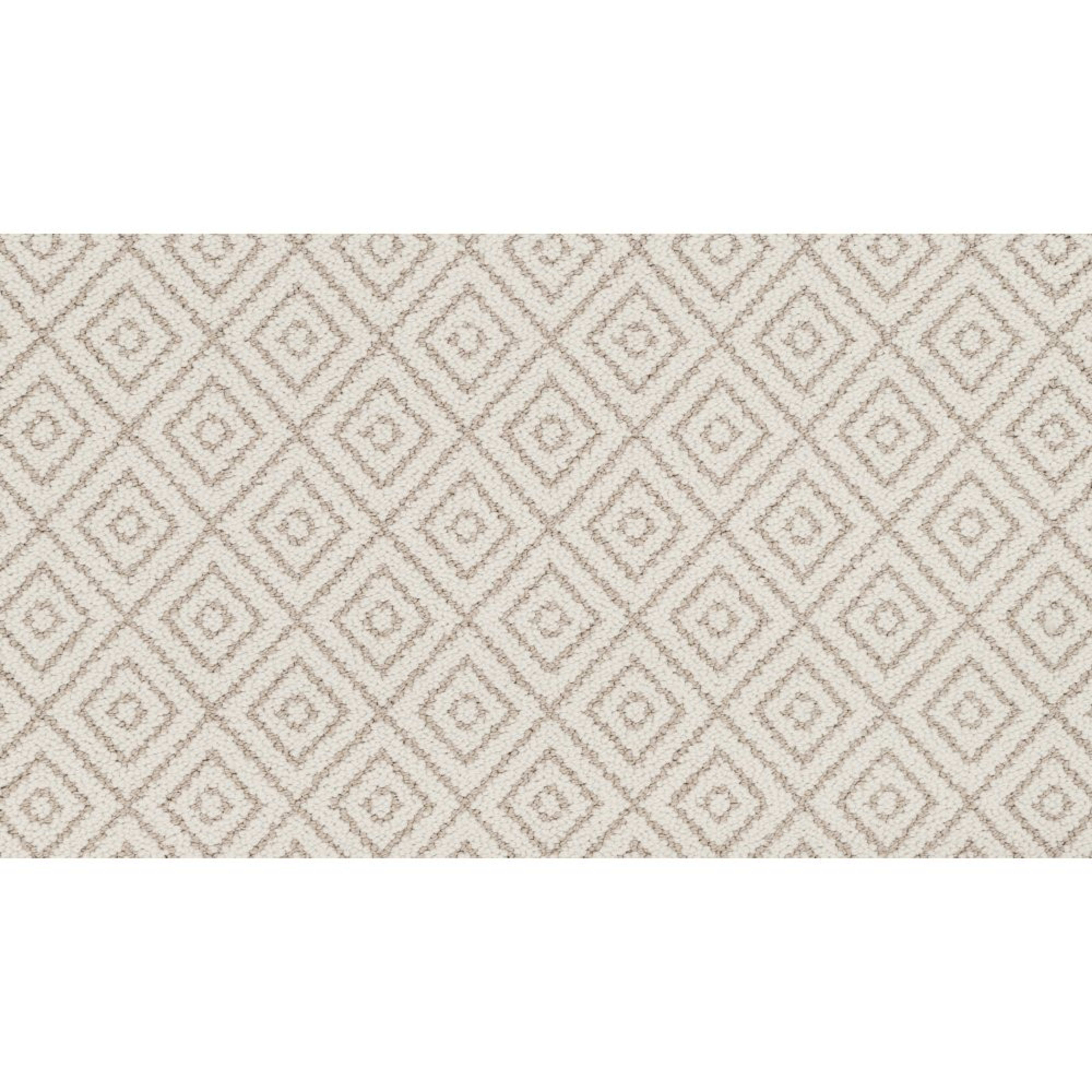Stunning Opulence in Illuminating Carpet