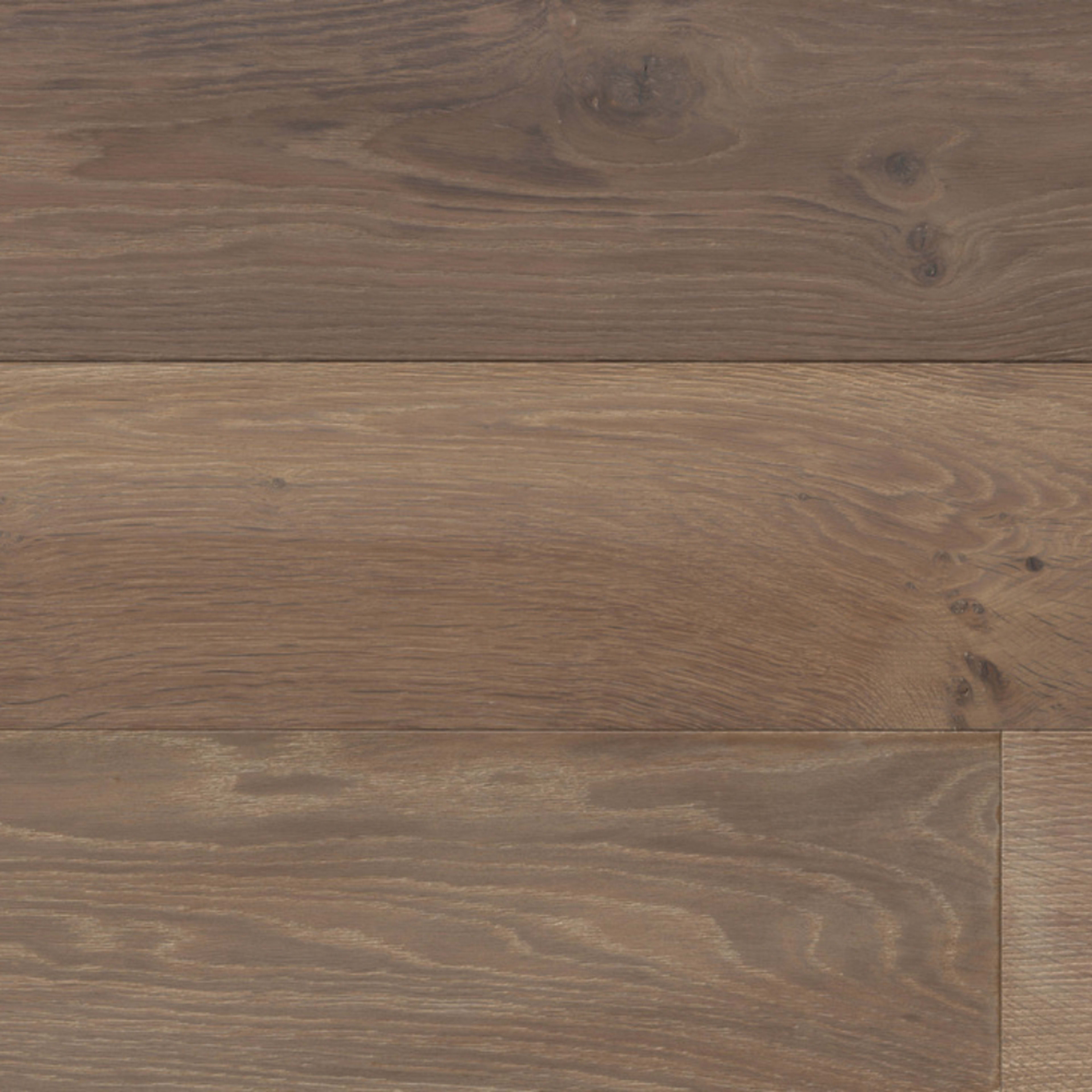 Rivervail in Golden Hardwood
