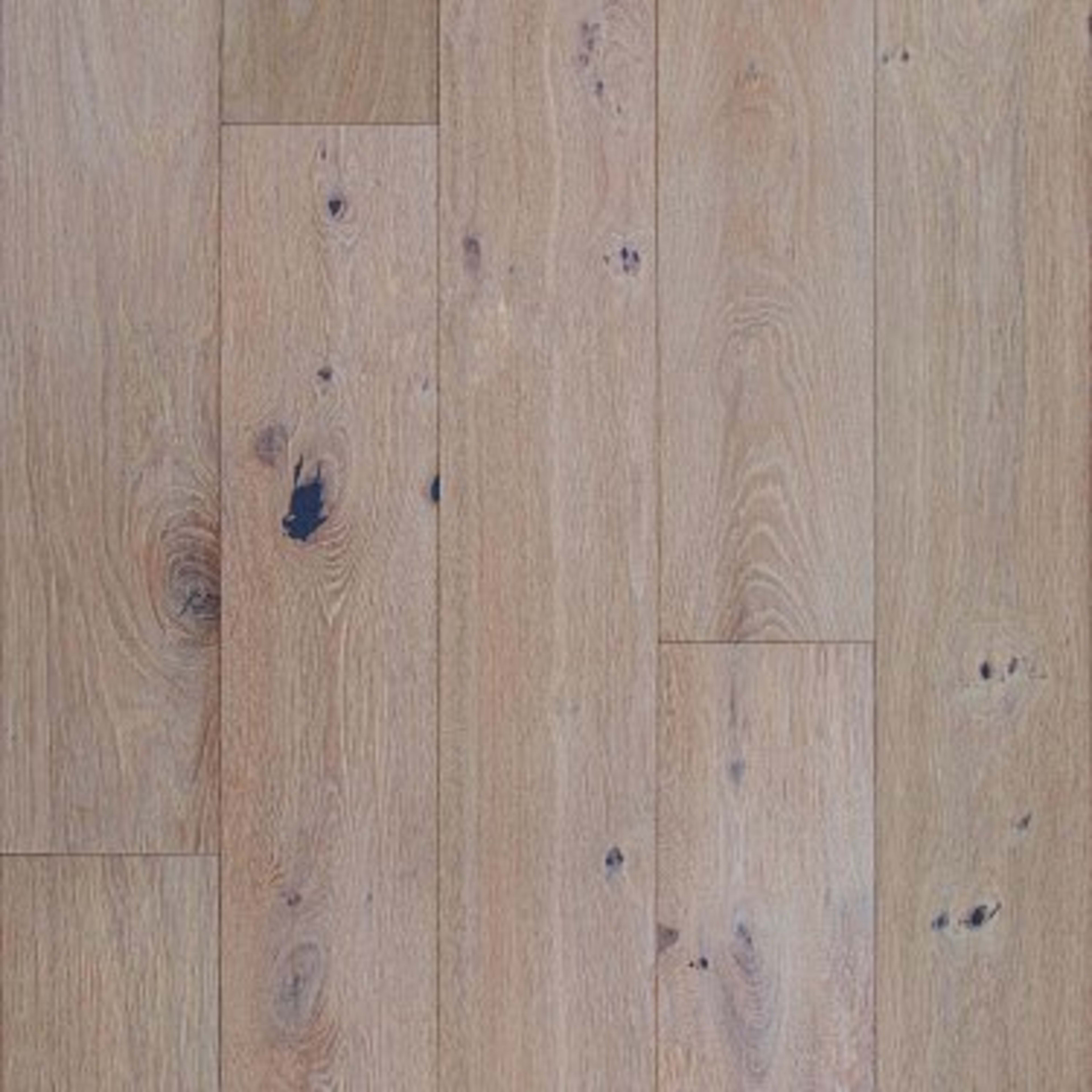 ELEGANCE OAK in Bolero Hardwood