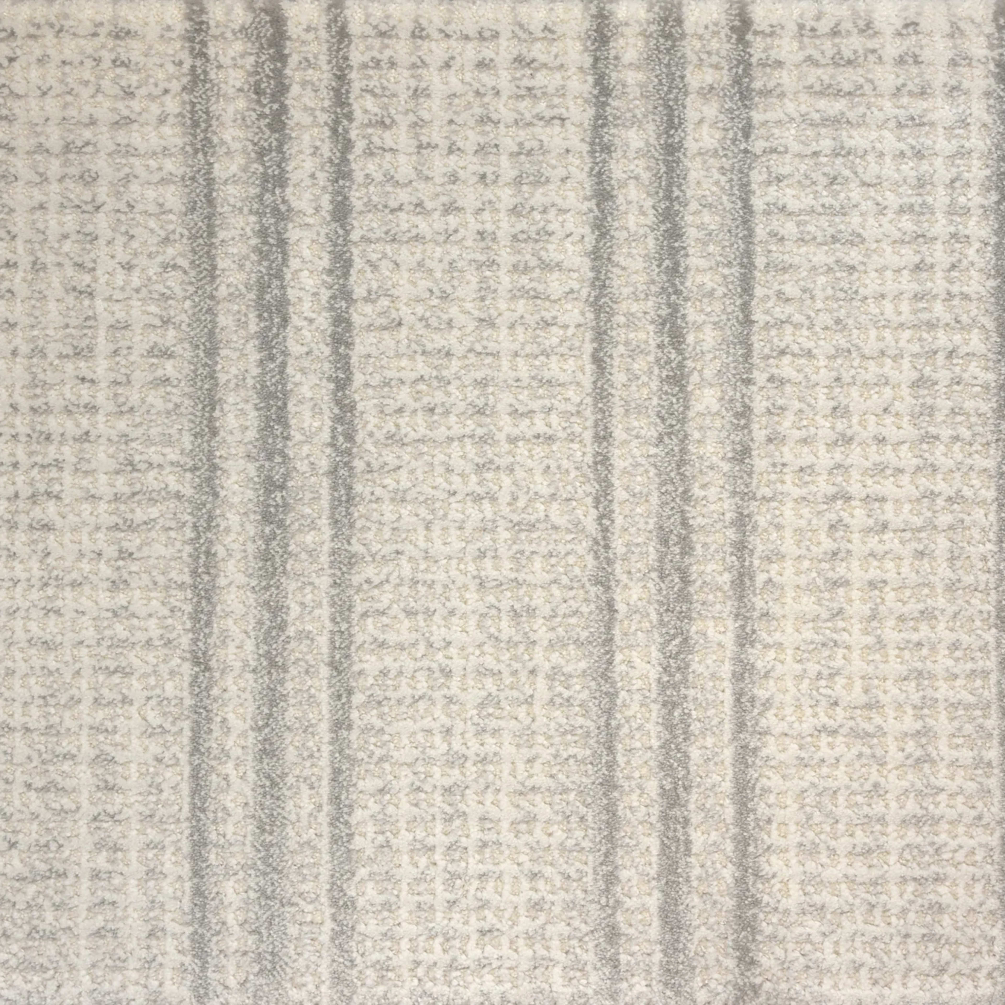 Jazabella in Alabaster Carpet