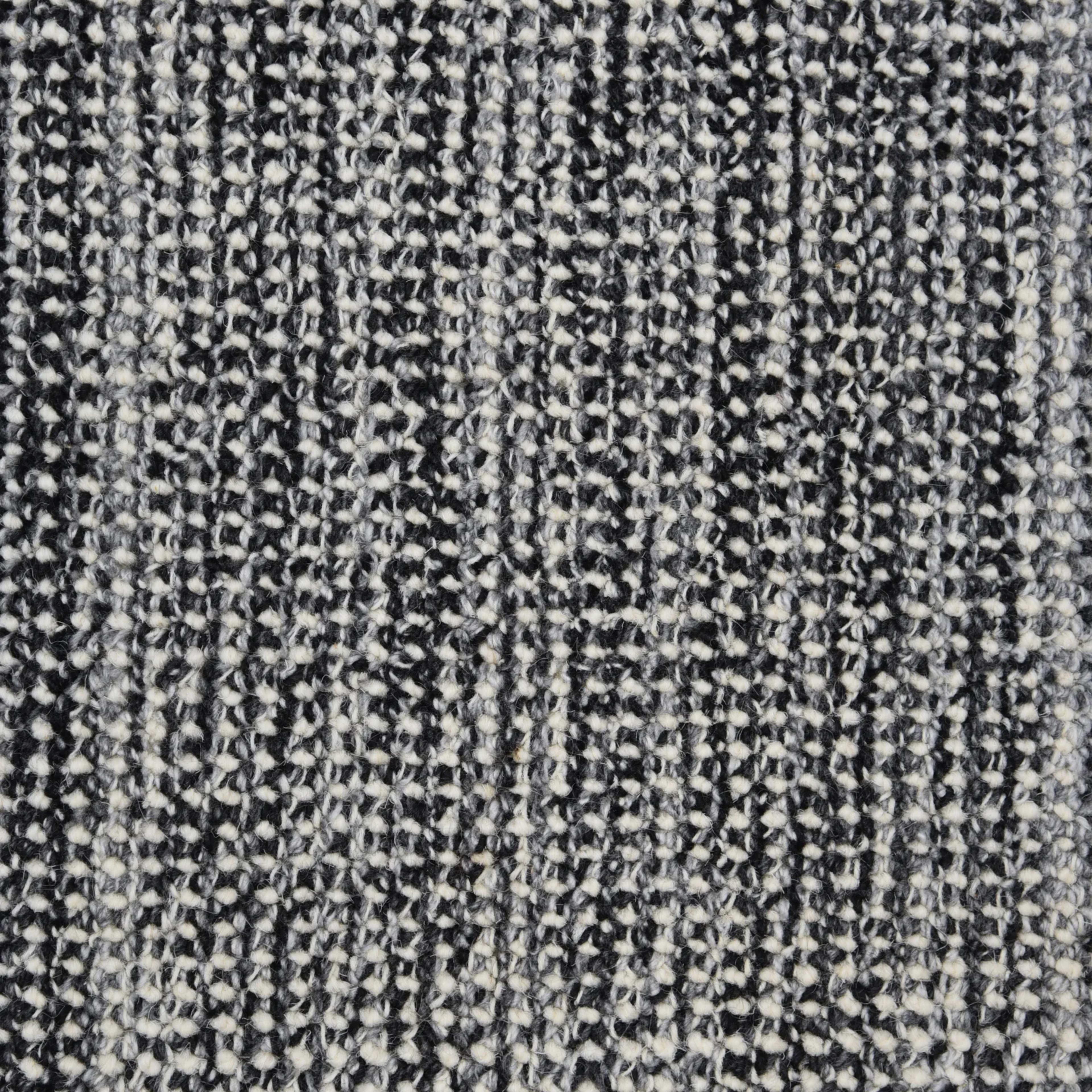 Kindle in Raven Carpet