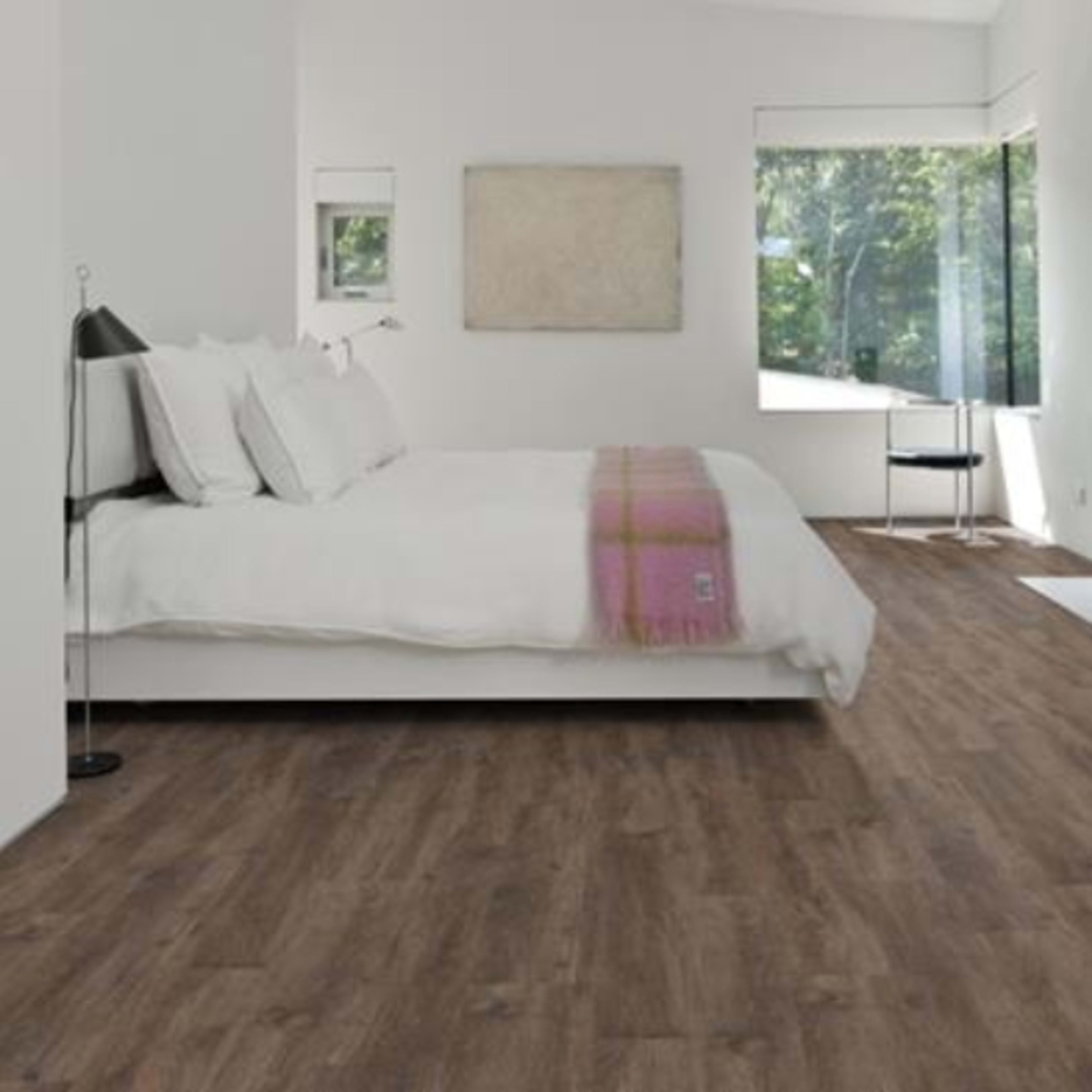 Click 5mm Wood Collection in Saxon Luxury Vinyl