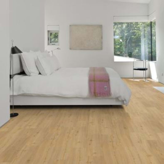 Click 5mm Wood Collection in Oulanka Luxury Vinyl
