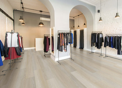 Metroflor LVT - Déjà New - Clean Oak in Sandstone