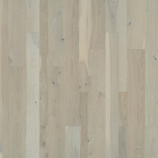 Monterey Hardwood in Villa Hardwood